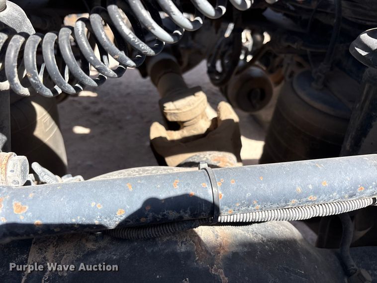 image for item FC2108 2013 Peterbilt 386 semi truck