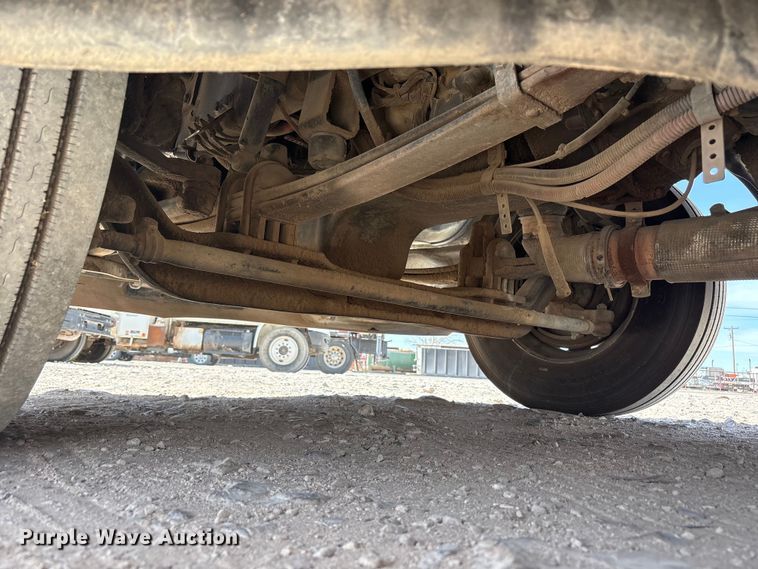 image for item FC2108 2013 Peterbilt 386 semi truck