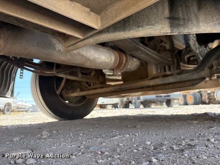 image for item FC2108 2013 Peterbilt 386 semi truck