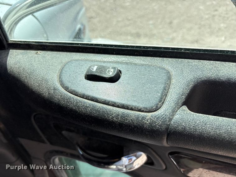 image for item FC2108 2013 Peterbilt 386 semi truck