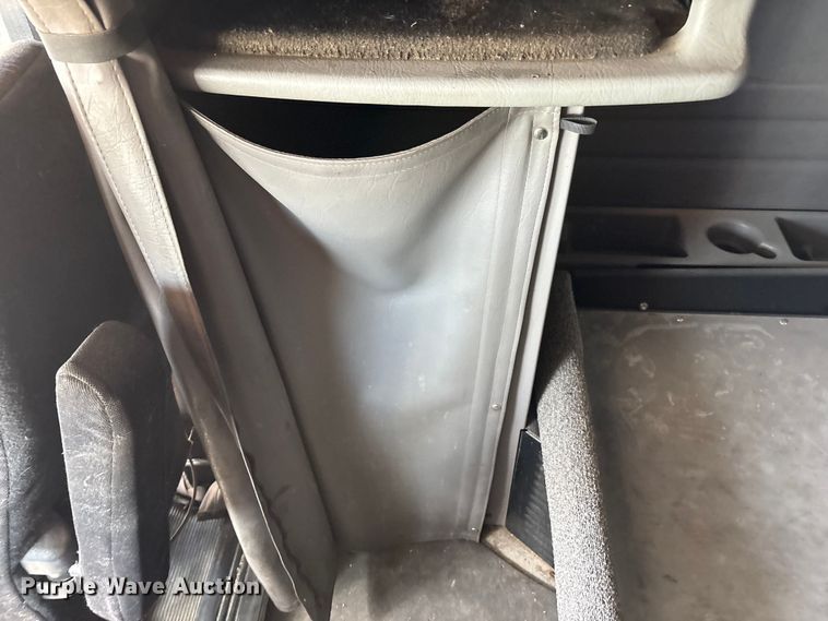 image for item FC2108 2013 Peterbilt 386 semi truck