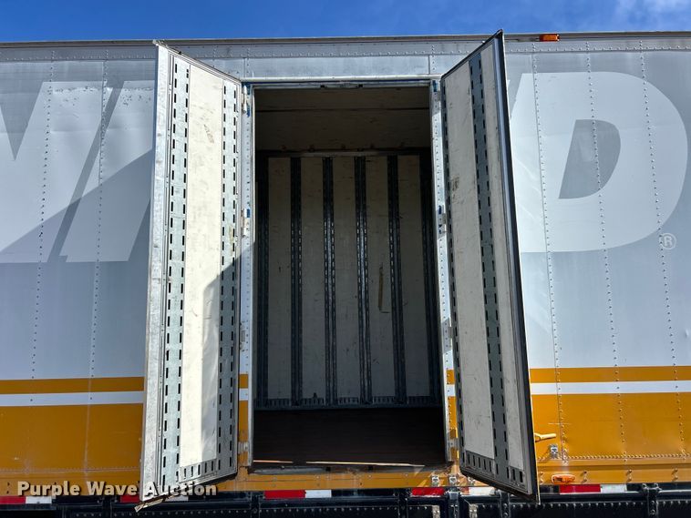 image for item FC5021 1999 Kentucky dry van trailer