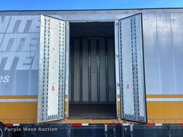 image for item FC5022 1998 Kentucky dry van trailer