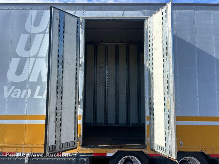 image for item FC5022 1998 Kentucky dry van trailer