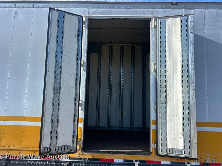 image for item FC5022 1998 Kentucky dry van trailer