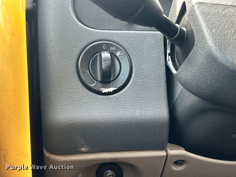 image for item FC5188 2018 Freightliner Cascadia semi truck