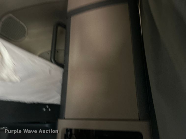 image for item FC5188 2018 Freightliner Cascadia semi truck