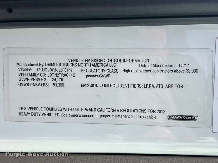 image for item FC5188 2018 Freightliner Cascadia semi truck