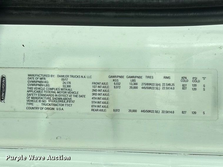 image for item FC5188 2018 Freightliner Cascadia semi truck