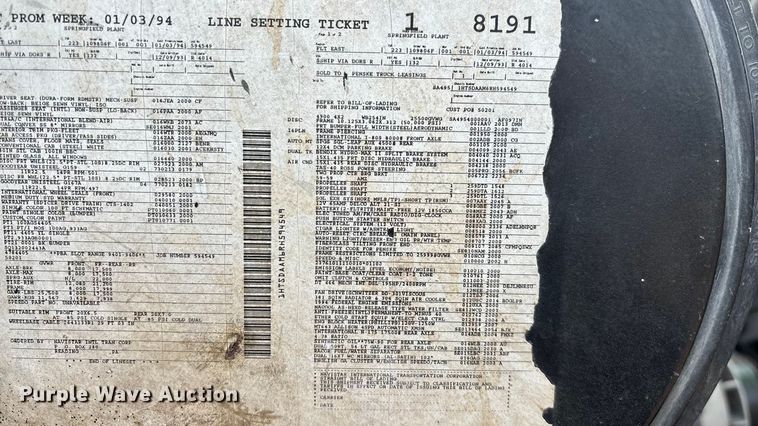 image for item FG0130 1994 International 4900 utility / service truck