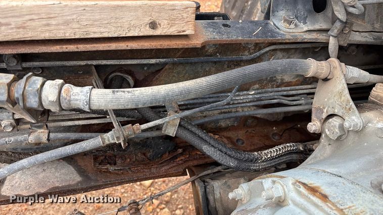 image for item FG0134 1990 Mitsubishi FM555 truck cab and chassis