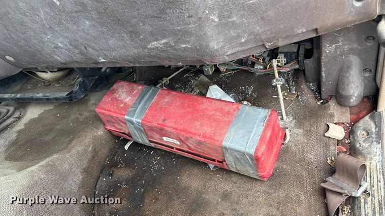 image for item FG0134 1990 Mitsubishi FM555 truck cab and chassis