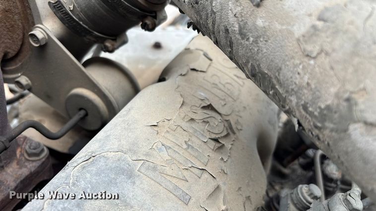 image for item FG0134 1990 Mitsubishi FM555 truck cab and chassis