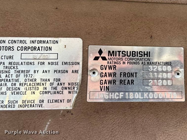 image for item FG0134 1990 Mitsubishi FM555 truck cab and chassis