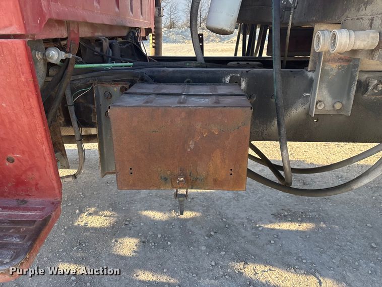 image for item FG0166 1997 Ford L8000 flatbed truck