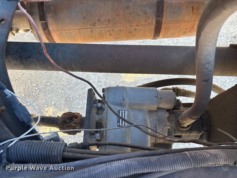 image for item FG0166 1997 Ford L8000 flatbed truck