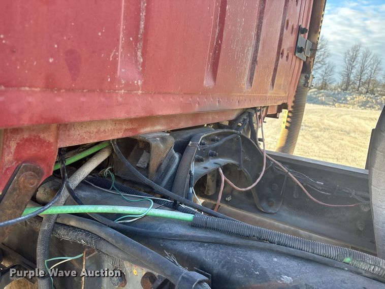 image for item FG0166 1997 Ford L8000 flatbed truck