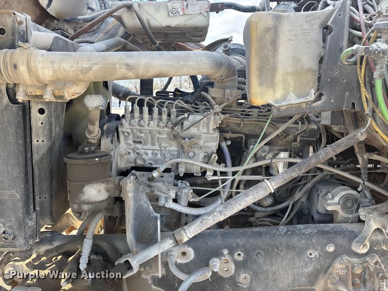 image for item FG0166 1997 Ford L8000 flatbed truck