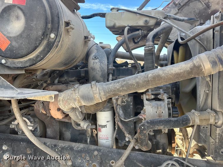 image for item FG0166 1997 Ford L8000 flatbed truck