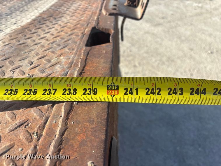 image for item FG0166 1997 Ford L8000 flatbed truck