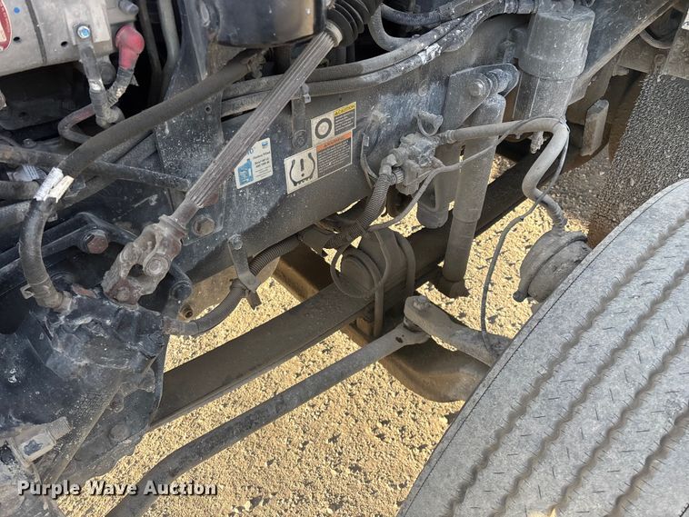 image for item FG0167 2012 Kenworth T800 semi truck