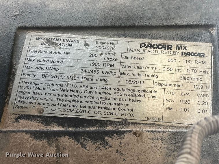 image for item FG0167 2012 Kenworth T800 semi truck