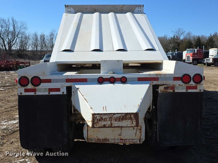 image for item FI0875 2015 Armor Lite SBD40LT bottom dump trailer