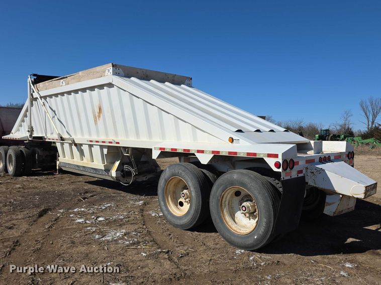 image for item FI0875 2015 Armor Lite SBD40LT bottom dump trailer
