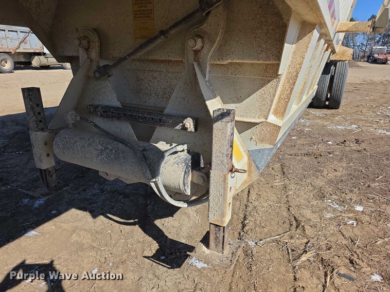 image for item FI0875 2015 Armor Lite SBD40LT bottom dump trailer