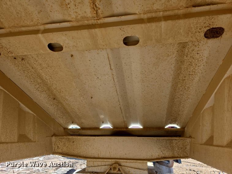 image for item FI0875 2015 Armor Lite SBD40LT bottom dump trailer