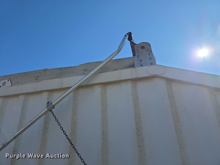 image for item FI0875 2015 Armor Lite SBD40LT bottom dump trailer