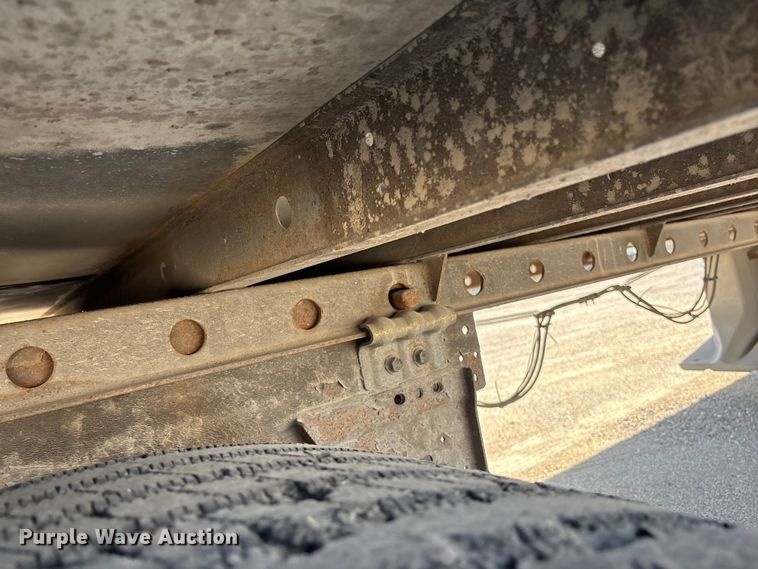 image for item FK0638 2020 Utility VS2RA refrigerated van trailer