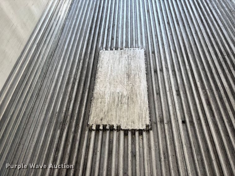 image for item FK0638 2020 Utility VS2RA refrigerated van trailer