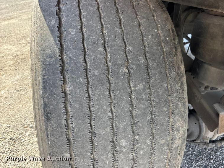 image for item FK0638 2020 Utility VS2RA refrigerated van trailer