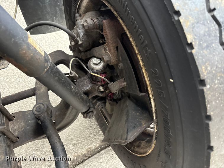 image for item FK1247 2017 Isuzu NPR HD box truck