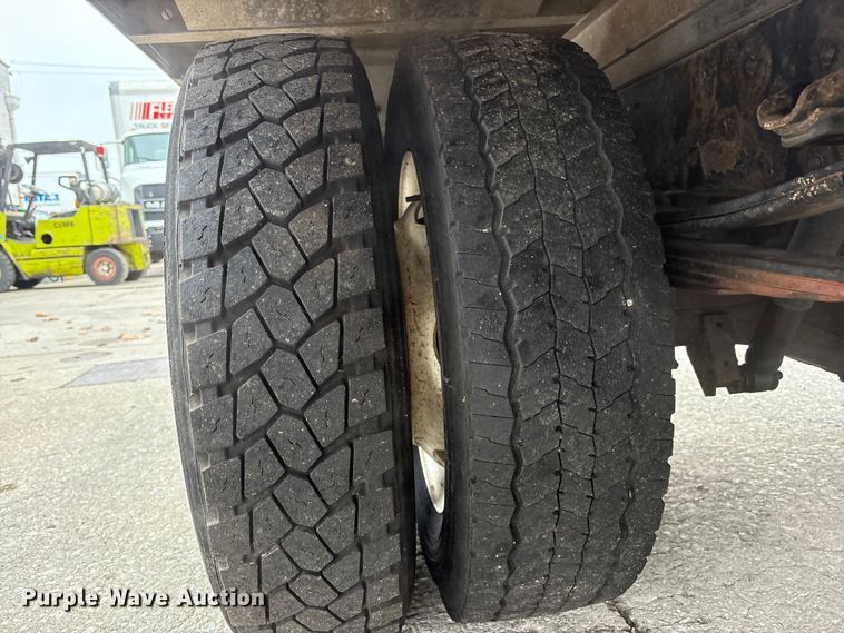 image for item FK1247 2017 Isuzu NPR HD box truck