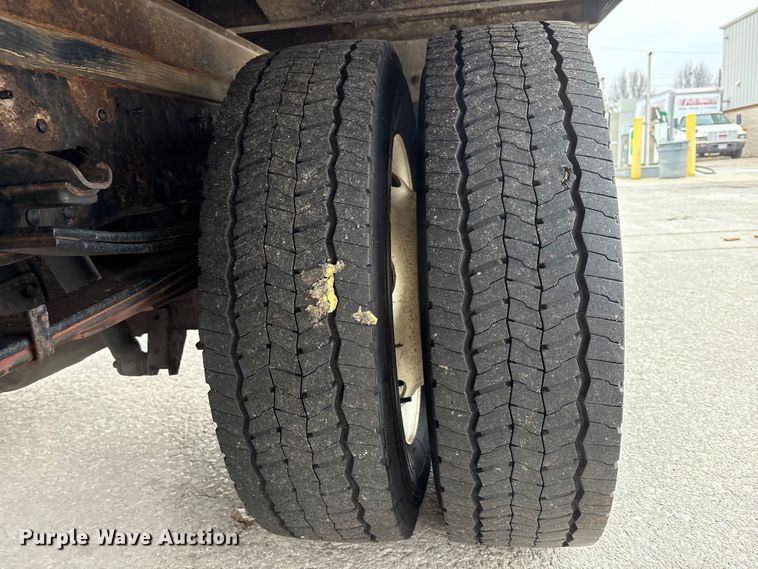 image for item FK1247 2017 Isuzu NPR HD box truck