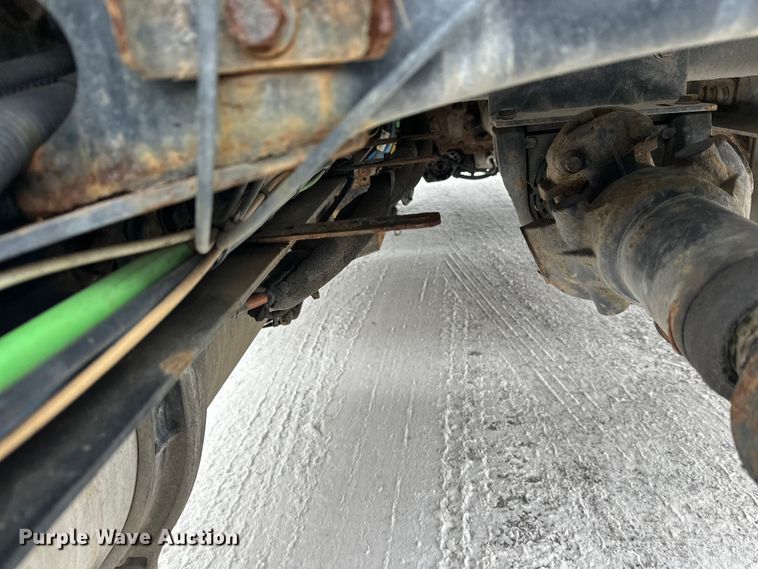 image for item FK1558 2015 Freightliner Cascadia semi truck