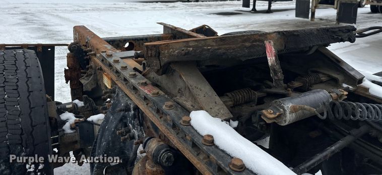 image for item FK1558 2015 Freightliner Cascadia semi truck