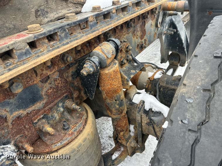 image for item FK1558 2015 Freightliner Cascadia semi truck