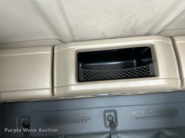 image for item FK1558 2015 Freightliner Cascadia semi truck