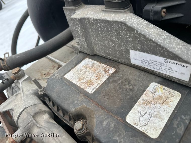 image for item FK1558 2015 Freightliner Cascadia semi truck