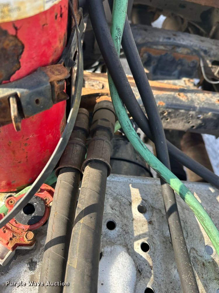 image for item FK1562 2014 Freightliner Cascadia semi truck