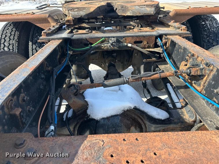 image for item FK1562 2014 Freightliner Cascadia semi truck