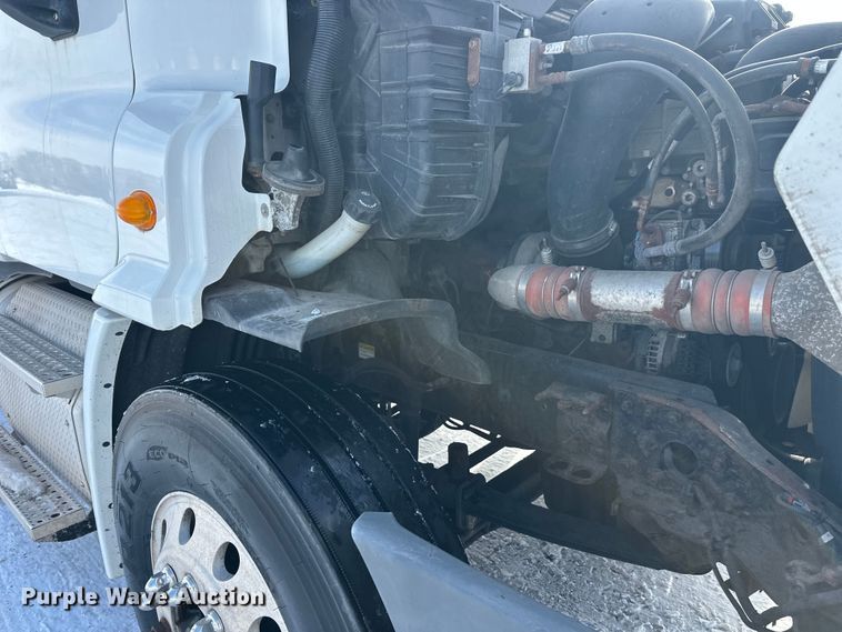 image for item FK1562 2014 Freightliner Cascadia semi truck