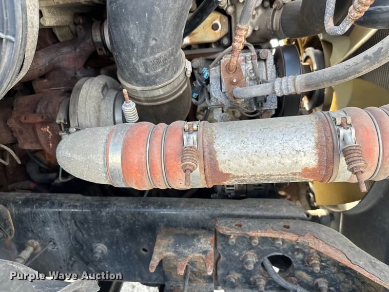 image for item FK1562 2014 Freightliner Cascadia semi truck