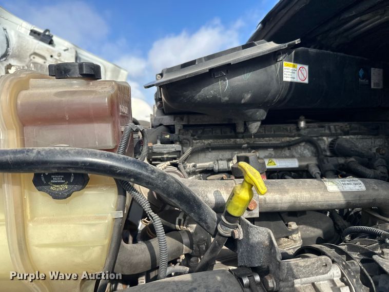 image for item FK1562 2014 Freightliner Cascadia semi truck