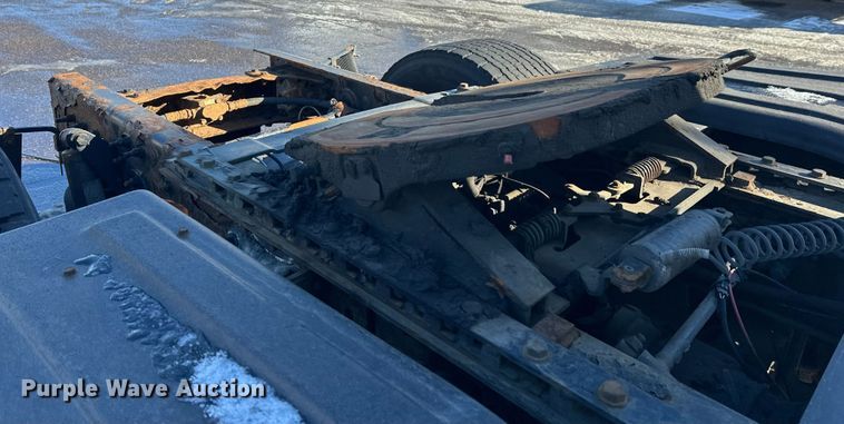 image for item FK1573 2015 Freightliner Cascadia  semi truck