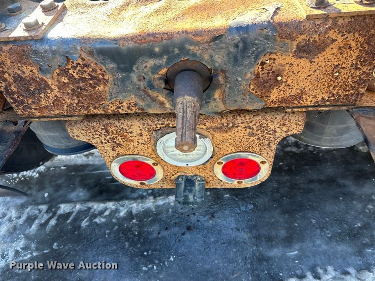 image for item FK1573 2015 Freightliner Cascadia  semi truck