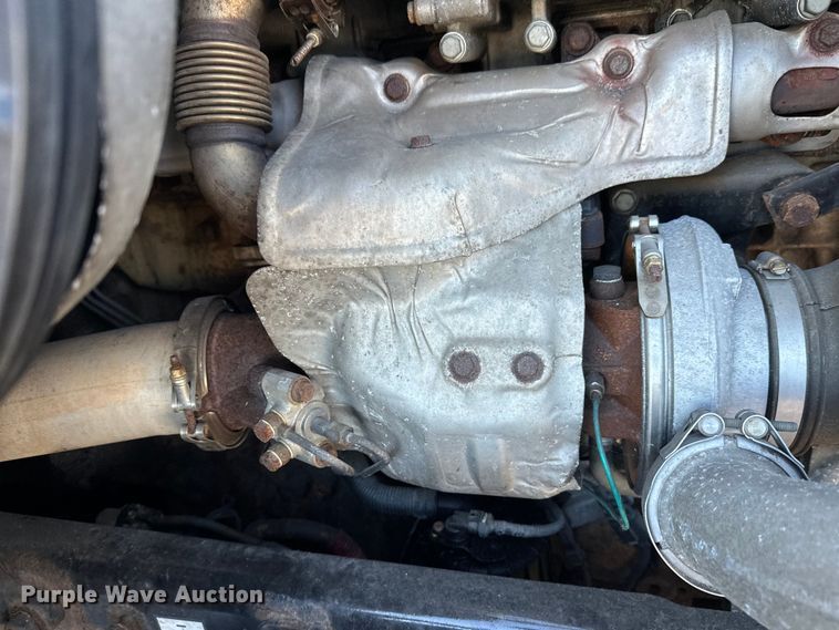 image for item FK1573 2015 Freightliner Cascadia  semi truck